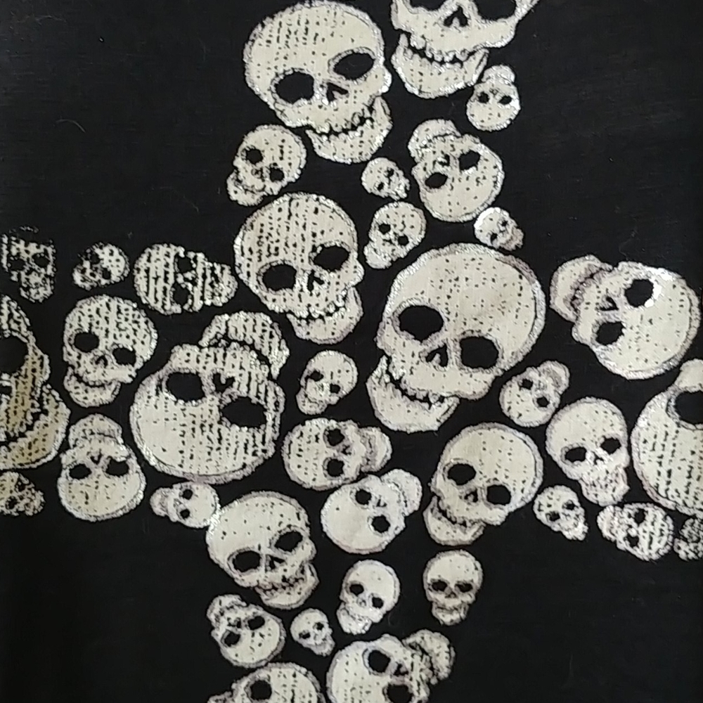 Skull Cross Top, Lightweight - Picture 2 of 5